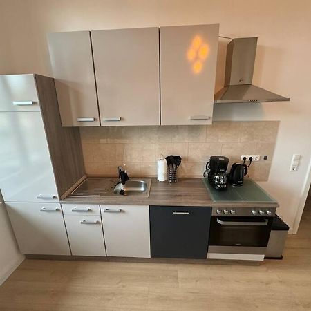Apartment Mit Parkplatz Und Wifi Maagdenburg Buitenkant foto